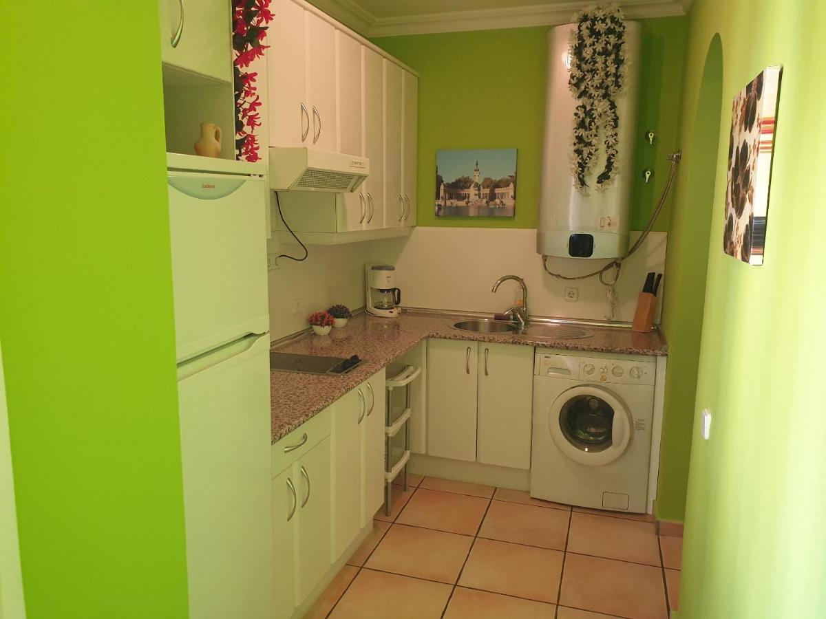 Apartamentos Dana Madrid Dış mekan fotoğraf