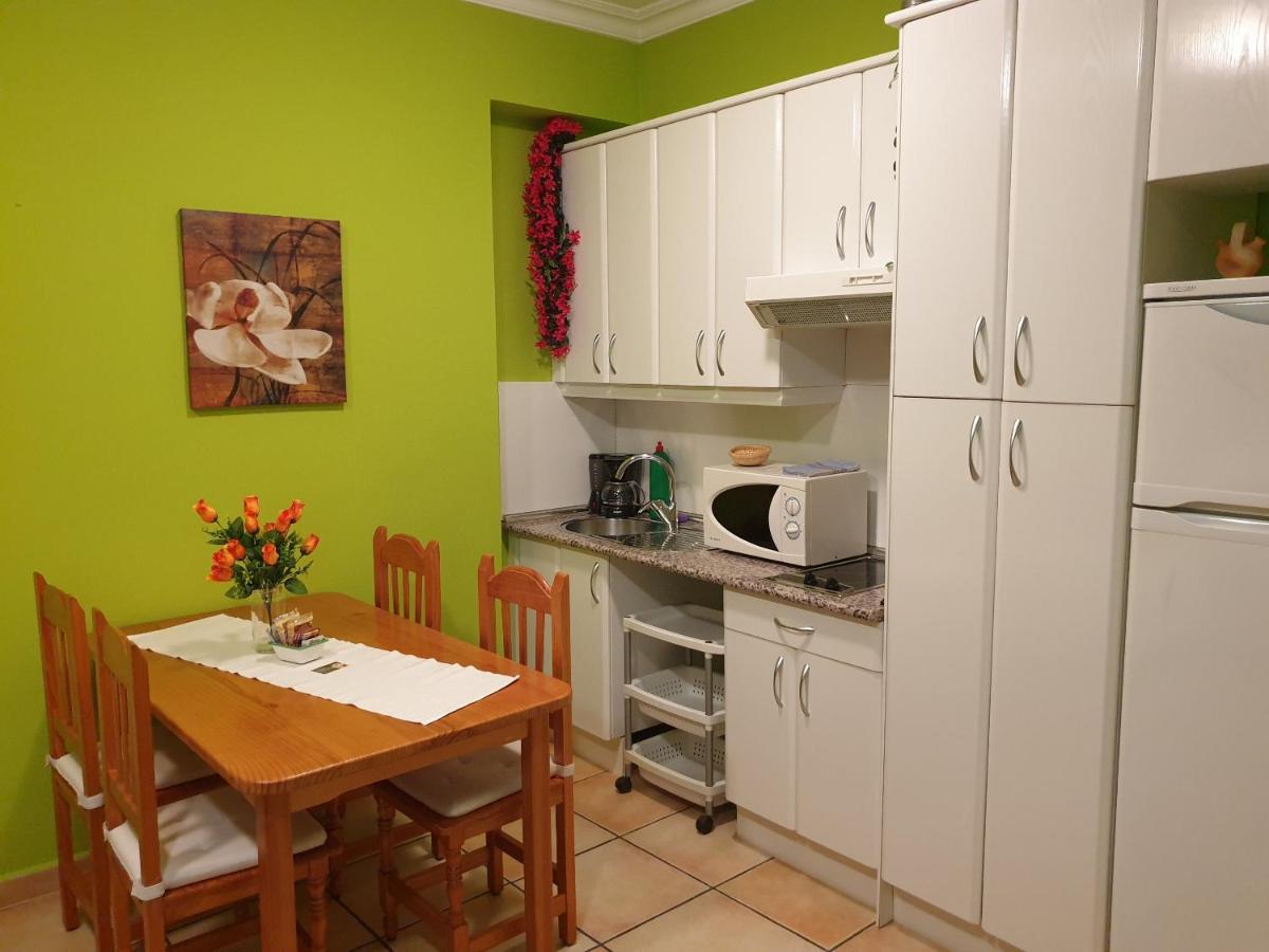 Apartamentos Dana Madrid Dış mekan fotoğraf