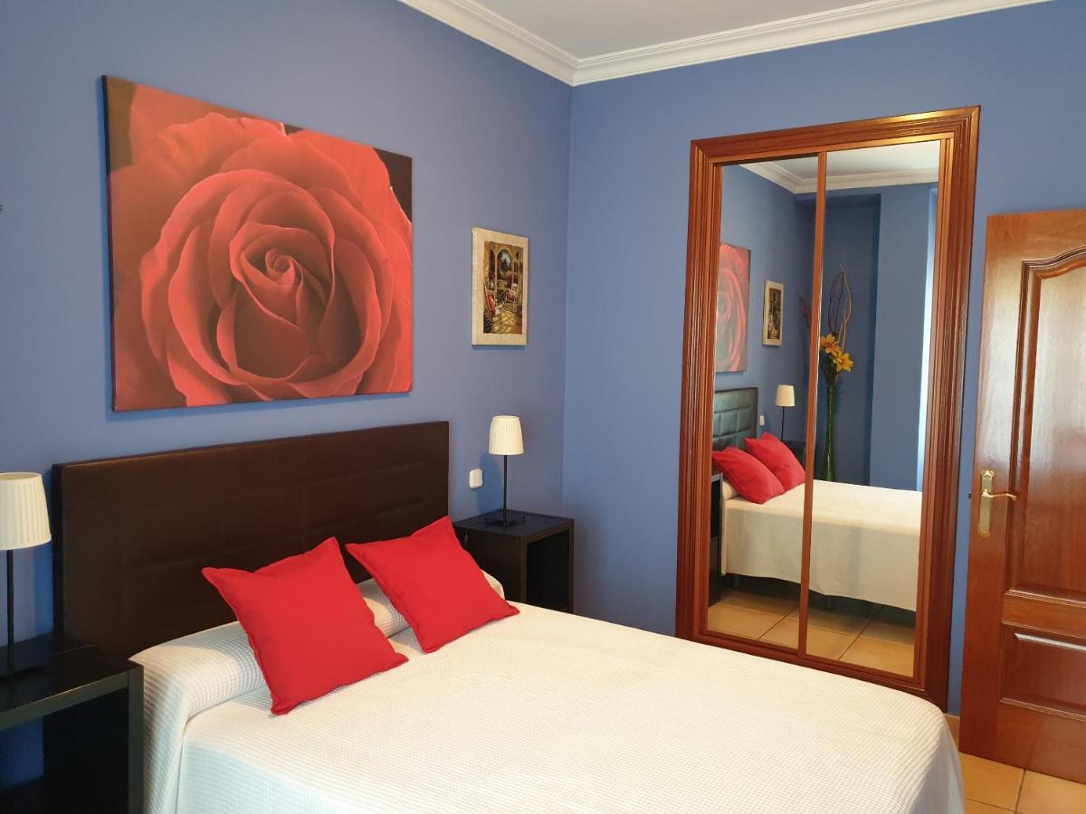 Apartamentos Dana Madrid Dış mekan fotoğraf