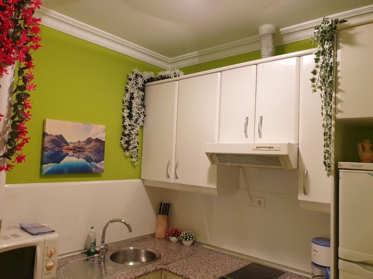 Apartamentos Dana Madrid Dış mekan fotoğraf
