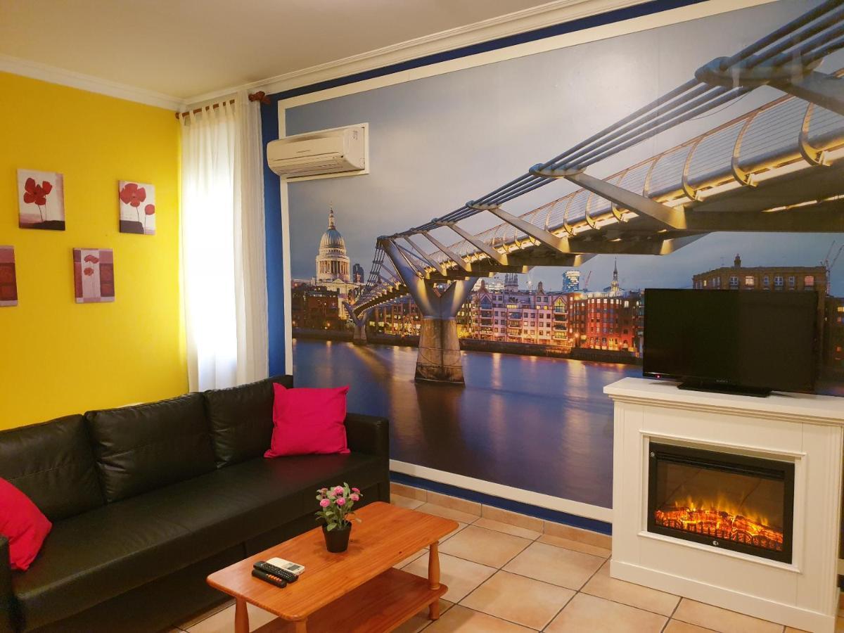 Apartamentos Dana Madrid Dış mekan fotoğraf