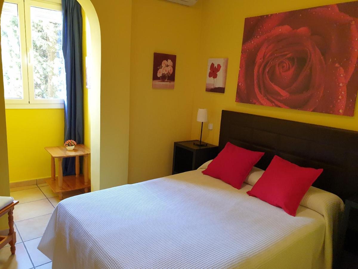 Apartamentos Dana Madrid Dış mekan fotoğraf
