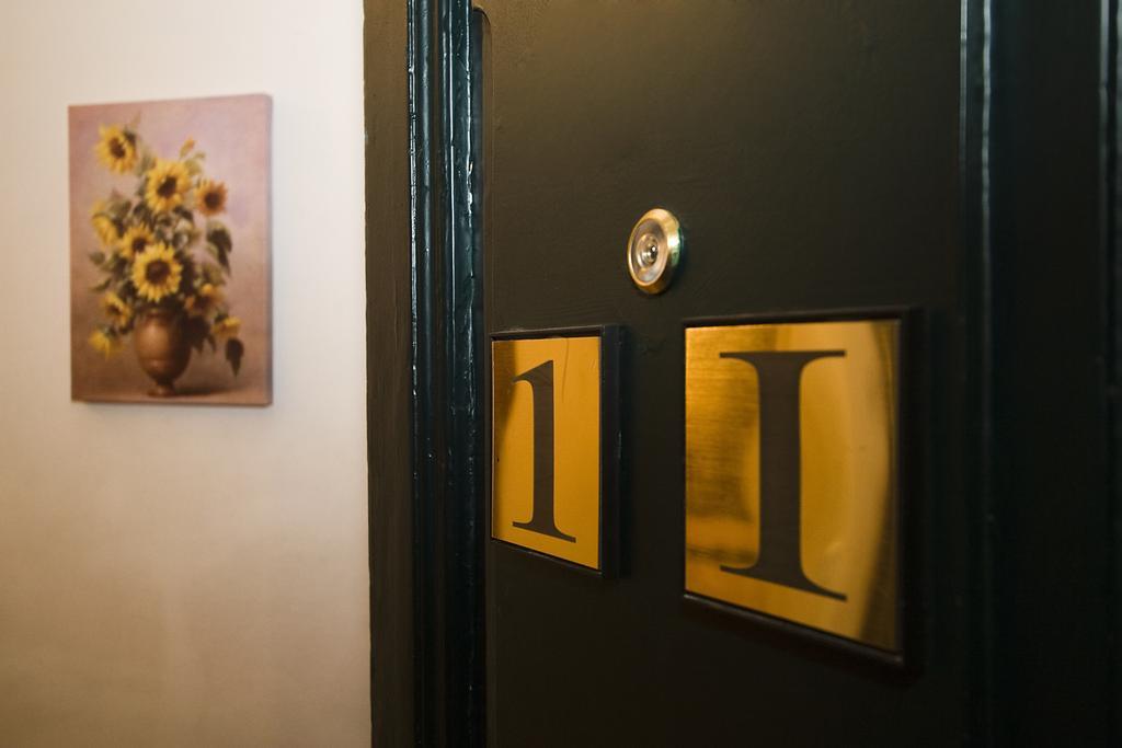 Apartamentos Dana Madrid Dış mekan fotoğraf